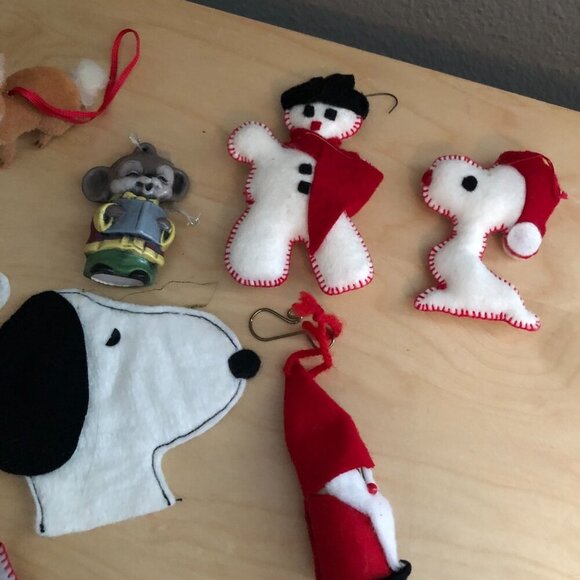 Vintage Christmas Ornament LOT of 9 SNOOPY Felt Flocked Wood Ceramic Unique - Picture 3 of 5